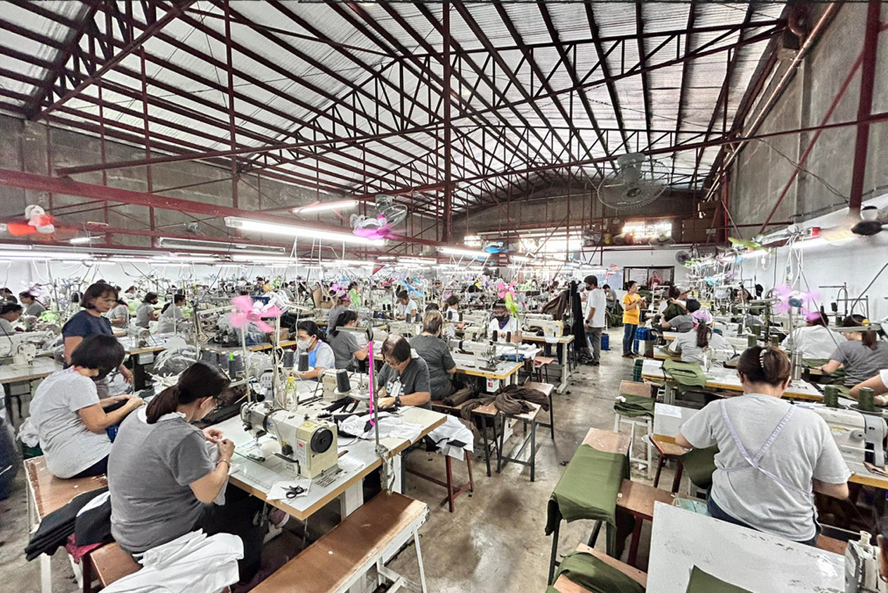 Overlock machines for garment finishing